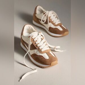 Dolce Vita B.NTCD sneaker in a brown/tan suede size 9